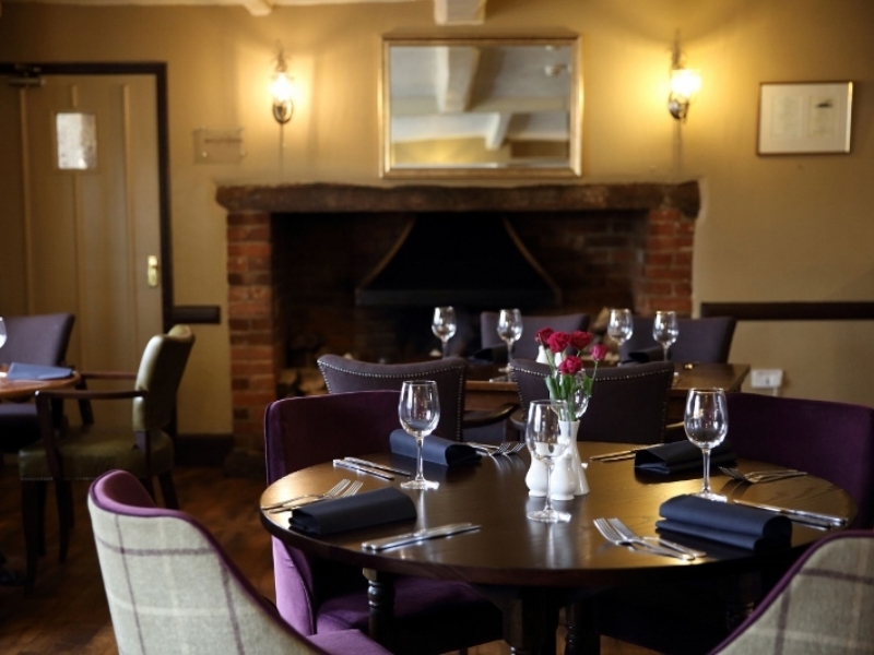 Recruiting Sergeant bar and fireplace 2019 350kb 800x533